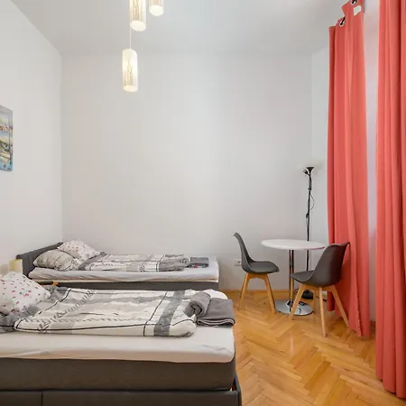 Studio Apartments Tiho & Nena Pula Exterior foto