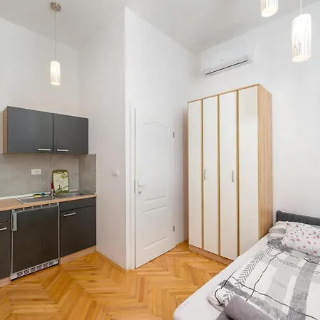 Studio Apartments Tiho & Nena Pula Exterior foto